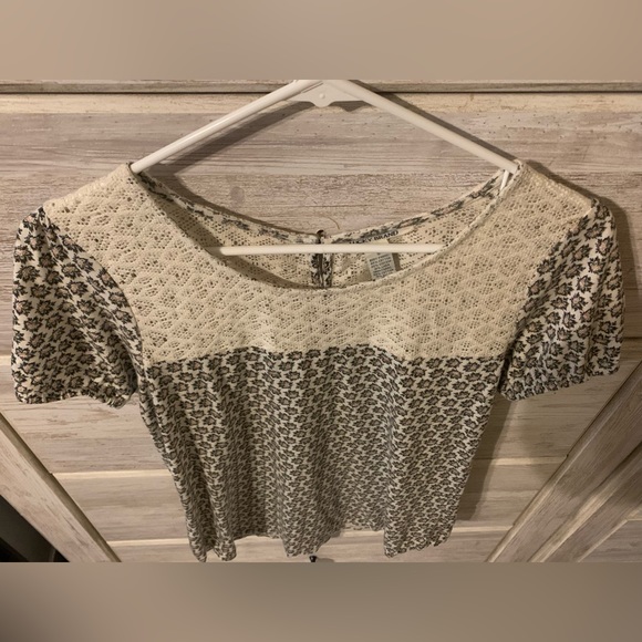 Lucky Brand Top - Picture 3 of 4